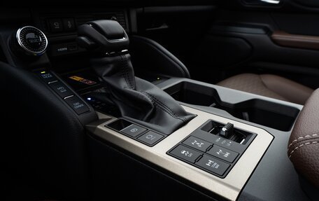 Toyota Land Cruiser Prado, 2025 год, 11 995 000 рублей, 27 фотография