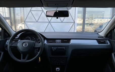 Skoda Rapid I, 2016 год, 799 000 рублей, 10 фотография