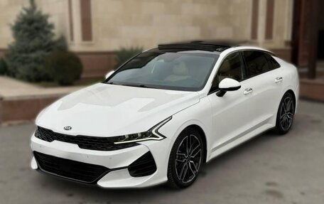 KIA K5, 2022 год, 2 280 000 рублей, 1 фотография