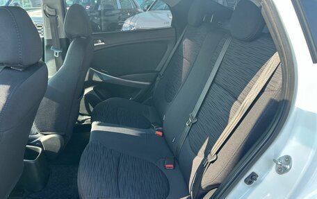 Hyundai Solaris II рестайлинг, 2015 год, 870 000 рублей, 15 фотография