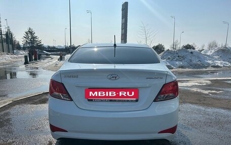 Hyundai Solaris II рестайлинг, 2015 год, 870 000 рублей, 4 фотография