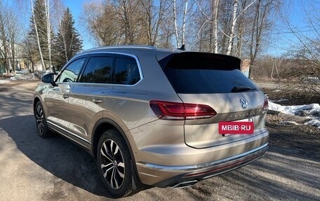 Volkswagen Touareg III, 2018 год, 5 100 000 рублей, 4 фотография