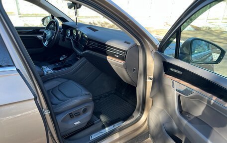 Volkswagen Touareg III, 2018 год, 5 100 000 рублей, 9 фотография