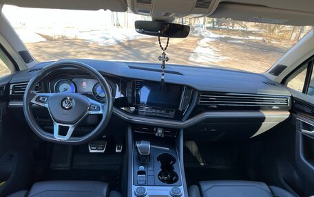 Volkswagen Touareg III, 2018 год, 5 100 000 рублей, 15 фотография