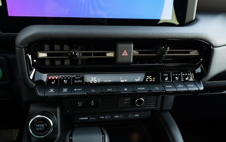 Toyota Land Cruiser Prado, 2025 год, 11 995 000 рублей, 22 фотография