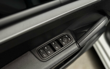 Porsche Cayenne III, 2023 год, 15 500 000 рублей, 17 фотография