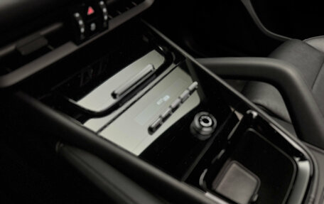 Porsche Cayenne III, 2023 год, 15 500 000 рублей, 19 фотография