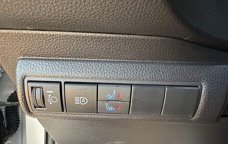 Toyota Corolla, 2023 год, 1 650 000 рублей, 9 фотография