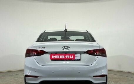 Hyundai Solaris II рестайлинг, 2018 год, 1 100 000 рублей, 3 фотография
