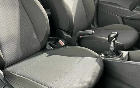 Hyundai Solaris II рестайлинг, 2018 год, 1 100 000 рублей, 15 фотография