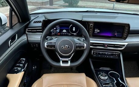 KIA K5, 2022 год, 2 280 000 рублей, 10 фотография