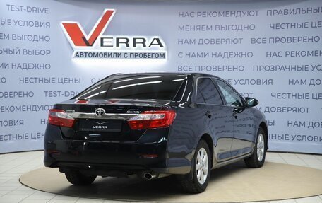 Toyota Camry, 2012 год, 1 340 000 рублей, 5 фотография