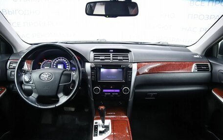Toyota Camry, 2012 год, 1 340 000 рублей, 13 фотография