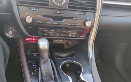 Lexus RX IV рестайлинг, 2019 год, 5 110 000 рублей, 12 фотография