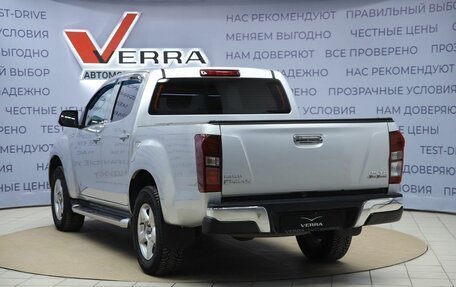 Isuzu D-Max II, 2018 год, 1 890 000 рублей, 7 фотография