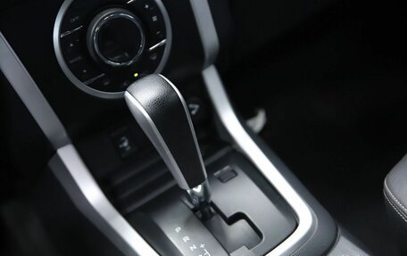 Isuzu D-Max II, 2018 год, 1 890 000 рублей, 13 фотография