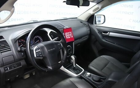 Isuzu D-Max II, 2018 год, 1 890 000 рублей, 9 фотография