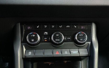 Skoda Karoq I, 2021 год, 2 049 000 рублей, 10 фотография