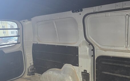 Hyundai H-1 II рестайлинг, 2011 год, 1 300 000 рублей, 5 фотография