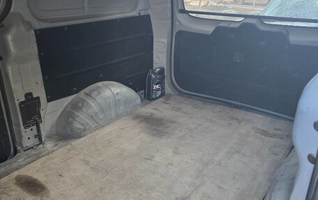 Hyundai H-1 II рестайлинг, 2011 год, 1 300 000 рублей, 8 фотография