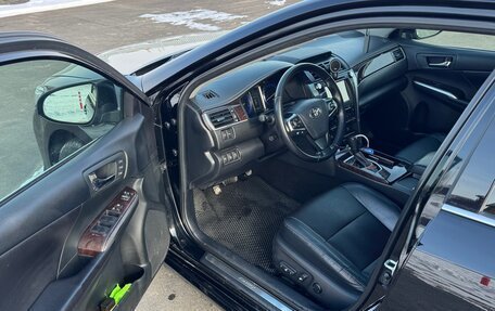 Toyota Camry, 2017 год, 2 280 000 рублей, 14 фотография