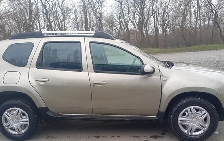 Renault Duster I рестайлинг, 2015 год, 750 000 рублей, 3 фотография