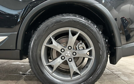 Mitsubishi Outlander III рестайлинг 3, 2019 год, 2 149 000 рублей, 10 фотография