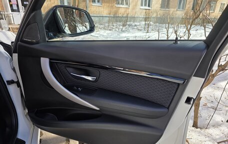 BMW 3 серия, 2018 год, 2 370 000 рублей, 14 фотография