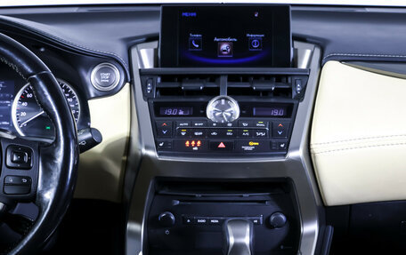 Lexus NX I, 2017 год, 2 690 000 рублей, 14 фотография