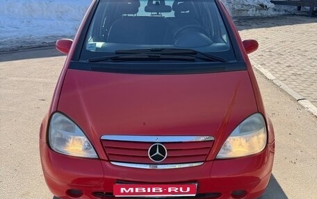 Mercedes-Benz A-Класс, 1998 год, 320 000 рублей, 1 фотография