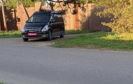 Hyundai Grand Starex Grand Starex I рестайлинг 2, 2012 год, 3 000 000 рублей, 1 фотография