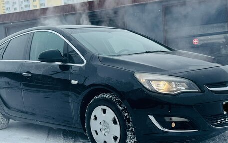Opel Astra J, 2012 год, 550 000 рублей, 2 фотография