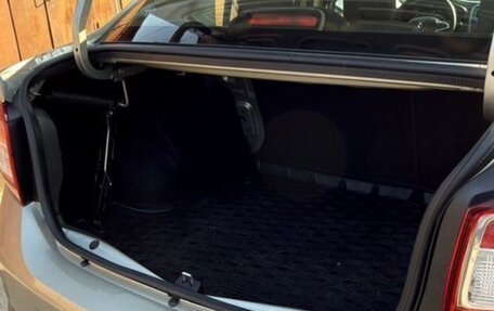 Renault Logan II, 2019 год, 1 500 000 рублей, 10 фотография