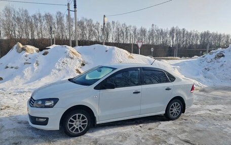 Volkswagen Polo VI (EU Market), 2015 год, 730 000 рублей, 5 фотография