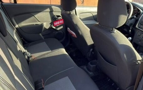 Renault Logan II, 2019 год, 1 500 000 рублей, 8 фотография