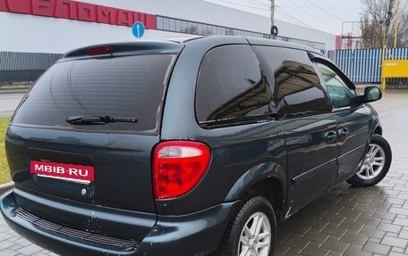 Chrysler Town & Country IV, 2005 год, 465 000 рублей, 4 фотография