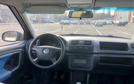 Skoda Fabia II, 2009 год, 365 000 рублей, 18 фотография