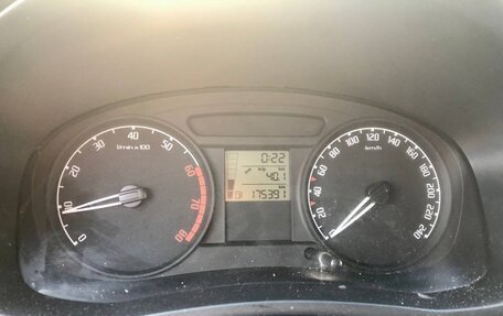 Skoda Fabia II, 2009 год, 365 000 рублей, 29 фотография