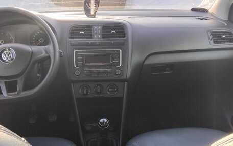 Volkswagen Polo VI (EU Market), 2017 год, 1 100 000 рублей, 8 фотография