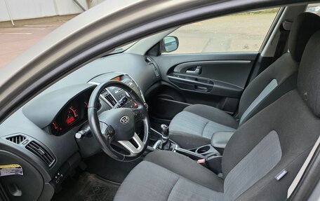 KIA cee'd I рестайлинг, 2011 год, 625 000 рублей, 2 фотография