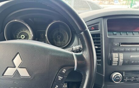 Mitsubishi Pajero IV, 2007 год, 1 399 000 рублей, 15 фотография