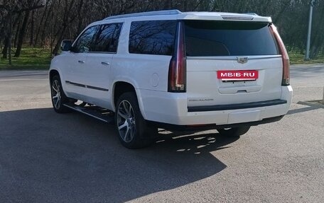 Cadillac Escalade IV, 2016 год, 4 500 000 рублей, 5 фотография