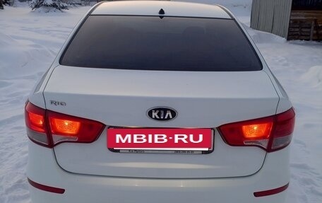 KIA Rio III рестайлинг, 2015 год, 980 000 рублей, 4 фотография