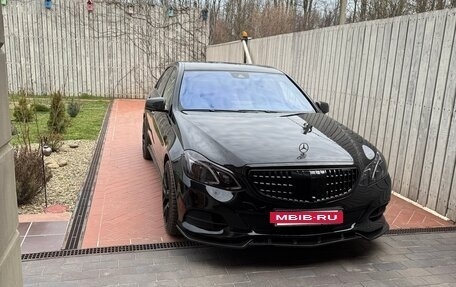 Mercedes-Benz E-Класс, 2013 год, 3 900 000 рублей, 9 фотография