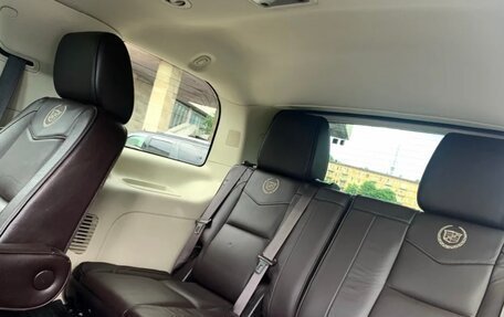 Cadillac Escalade III, 2011 год, 2 150 000 рублей, 7 фотография