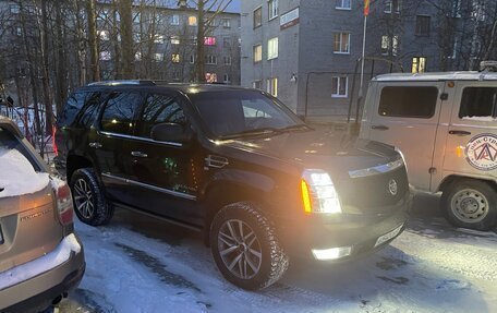 Cadillac Escalade III, 2011 год, 2 150 000 рублей, 16 фотография