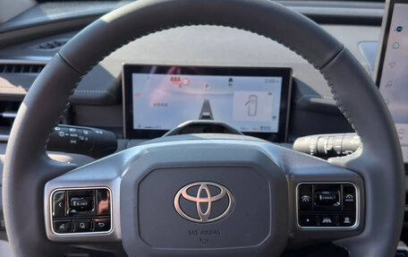 Toyota RAV4, 2026 год, 4 200 000 рублей, 11 фотография