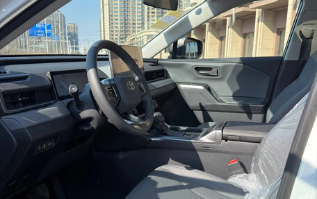 Toyota RAV4, 2026 год, 4 200 000 рублей, 10 фотография