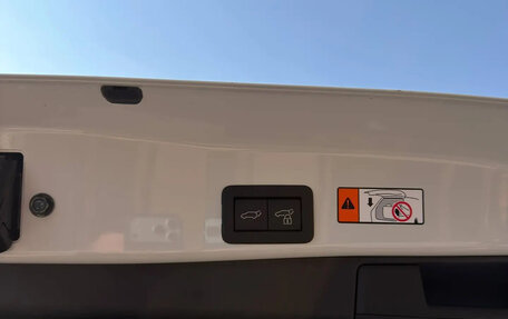 Toyota RAV4, 2026 год, 4 200 000 рублей, 16 фотография