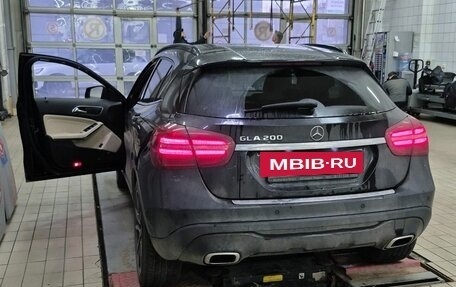 Mercedes-Benz GLA, 2019 год, 2 590 000 рублей, 3 фотография